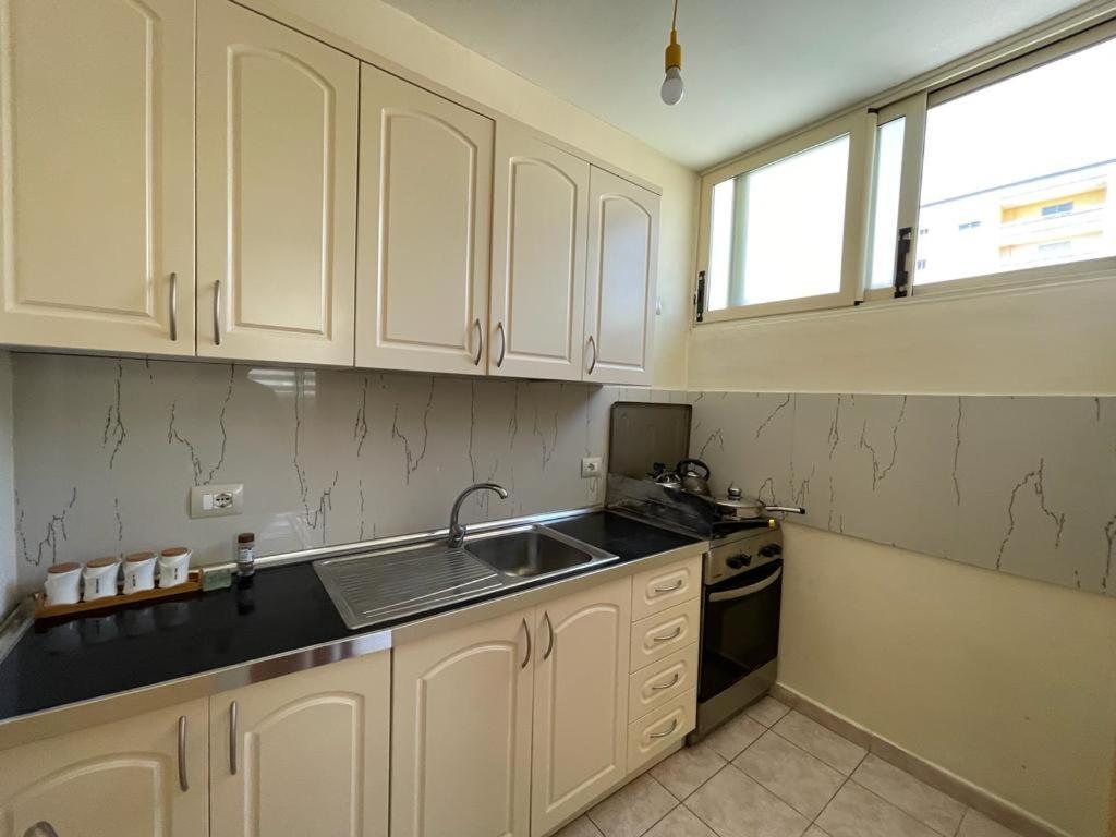 Lisus Apartment Vlorë Εξωτερικό φωτογραφία
